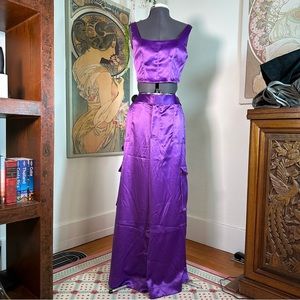 NWT Women’s Deep Purple House of Harlow 1960 Satin Crop Top And Cargo Pant Set M